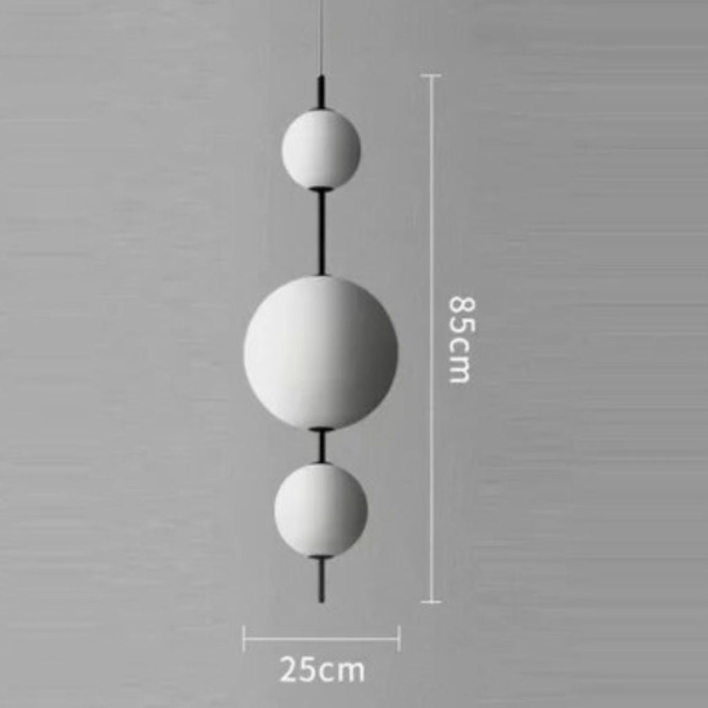 Lustre com pérolas de vidro branco de designer italiano