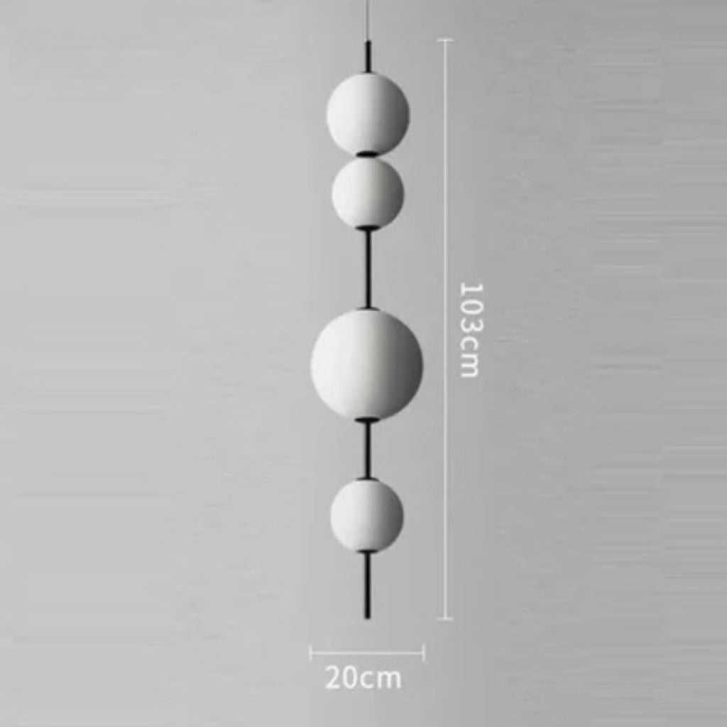 Lustre com pérolas de vidro branco de designer italiano
