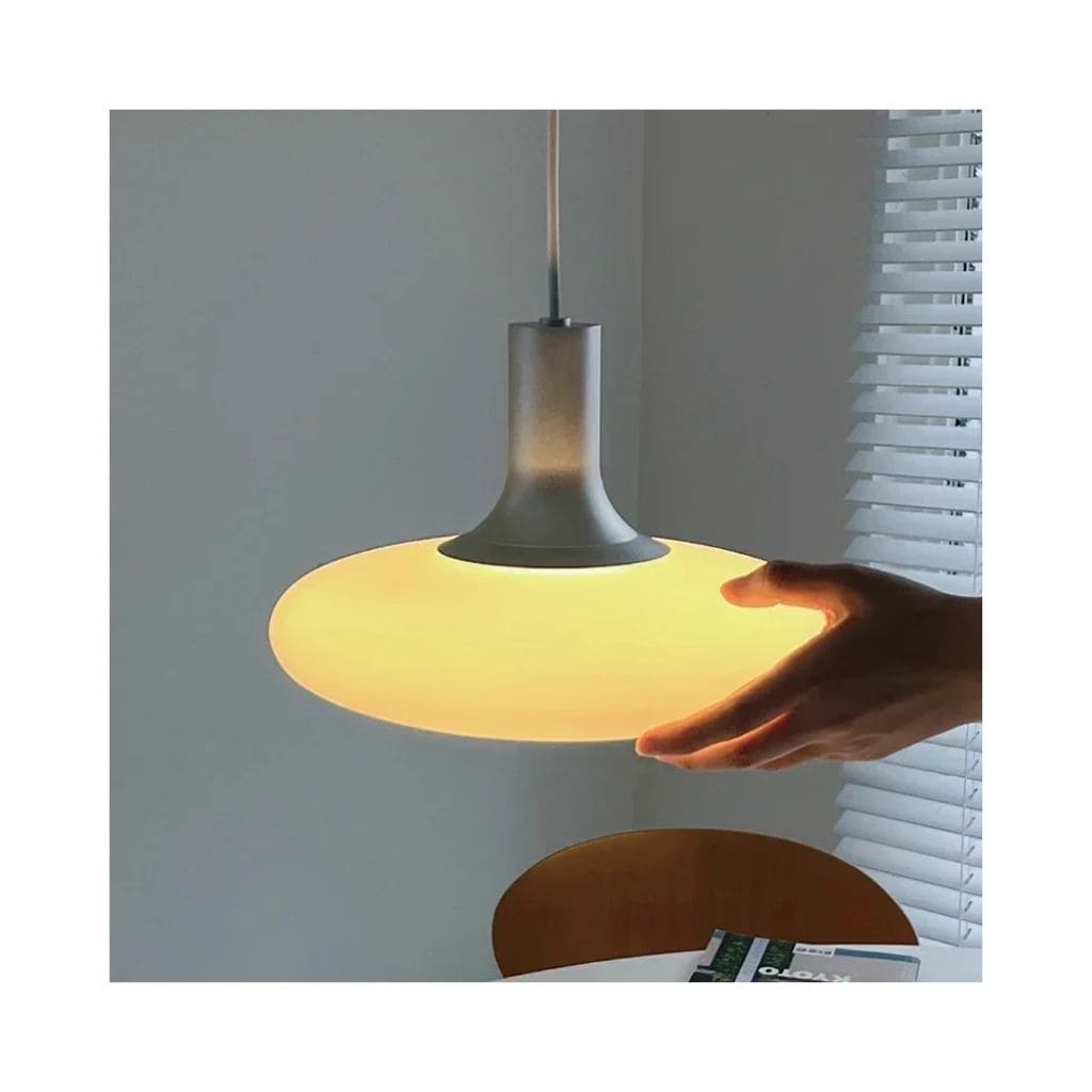 Suspensão minimalista elegante e atemporal