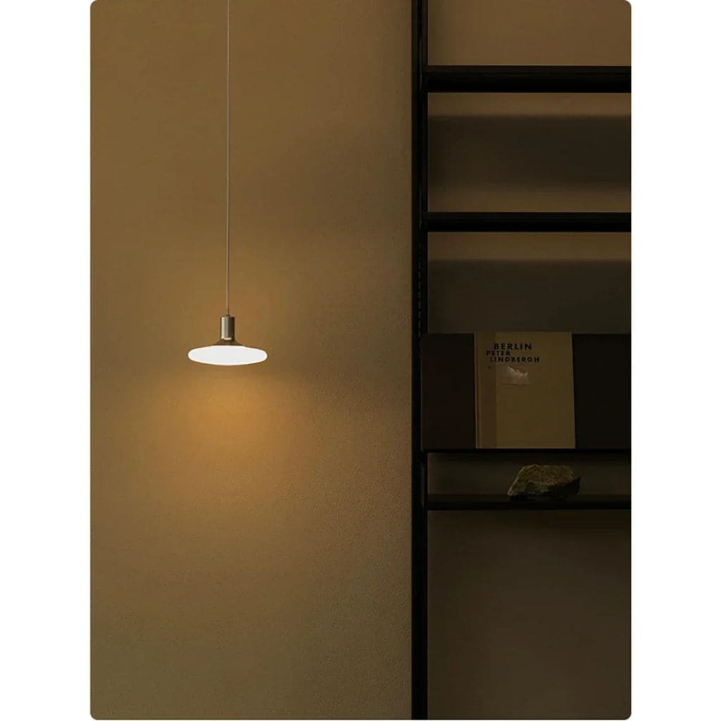 Suspensão minimalista elegante e atemporal