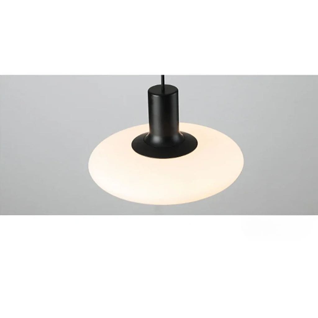 Suspensão minimalista elegante e atemporal